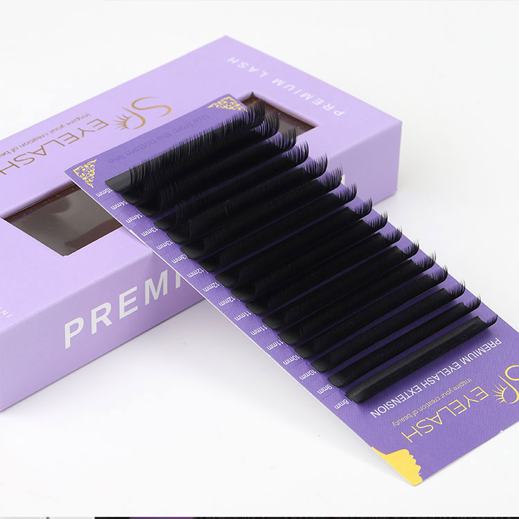 چرا مژه های حجم دهنده روسی اینقدر محبوب هستند؟